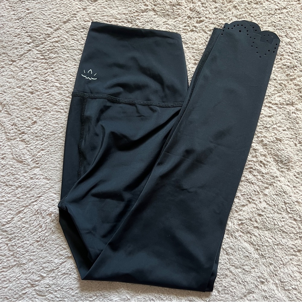 Beyond High Rise Workout Leggings Athletic‎ Yoga Pilates Sporty Running Gym Sz S